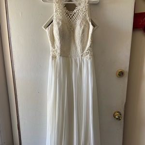 Long white dress. Worn once for formal. I’m great condition!